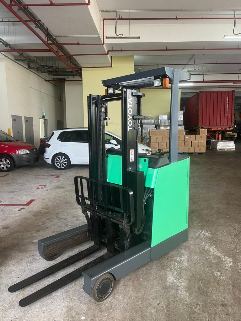 Material handling model 8FBR 2 stage, 1.5 ton lifting capacity & 3meter lifting height.